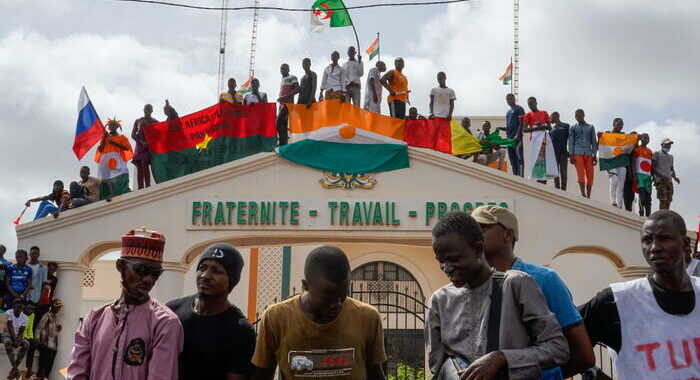 Niger: tolto coprifuoco instaurato col golpe il 26 luglio