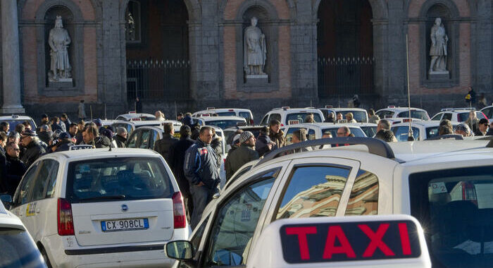 Taxi, fino al 20% di licenze in più con i bandi straordinari