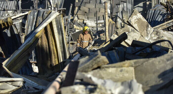 Ucraina: attacco russo a Poltava, due morti