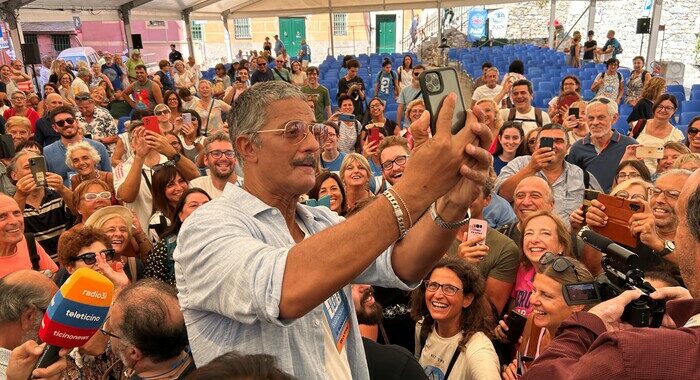 Fiorello show al Festival della Comunicazione