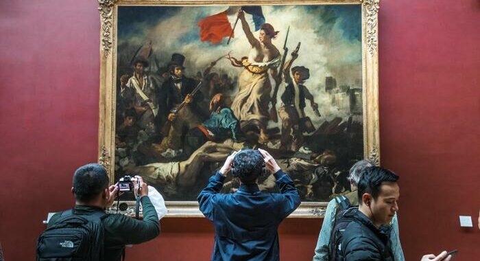 Il Louvre restaura ‘Liberté guidant le peuple’ di Delacroix