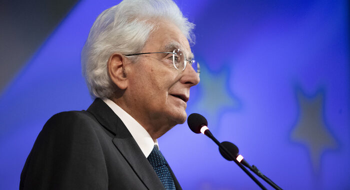 Mattarella, nessun Paese Ue pensi a un futuro separato