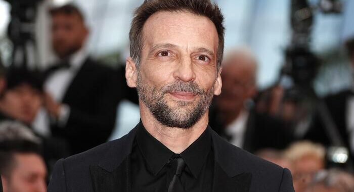 Per Kassovitz gravi fratture ma non è in pericolo di vita