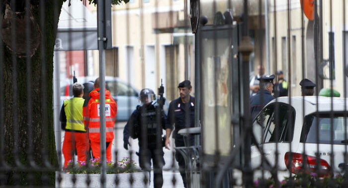 Ripresa la negoziazione con l’uomo asserragliato a Cordovado