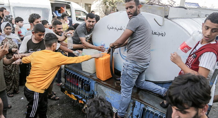 Capo Hamas, i residenti di Gaza non lasceranno la Striscia