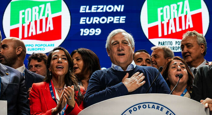 Fi dà la stretta, candidatura a rischio per i morosi