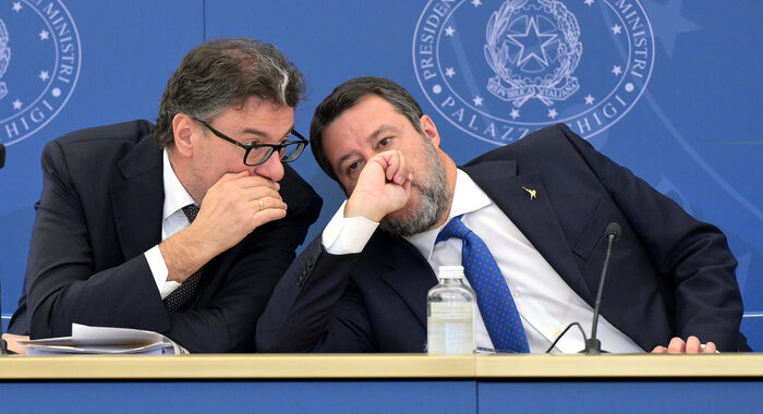 Giorgetti, il canone scenderà da 20 a 15 euro in bolletta