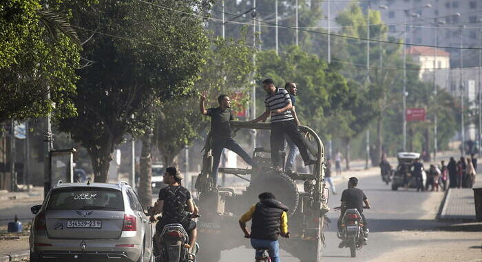 Israele blocca la fornitura di elettricità a Gaza