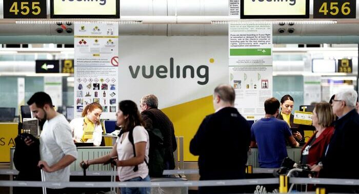 L’Antitrust avvia un’istruttoria su Vueling per i bagagli