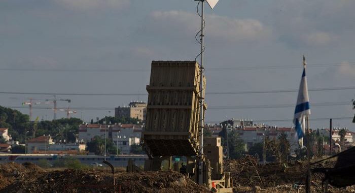 Sirene per razzi da Gaza a Tel Aviv e in centro Israele