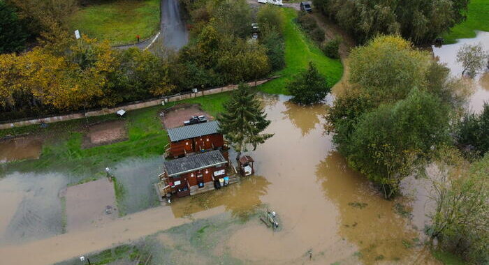 ‘Allarme meteo nelle isole del Canale per tempesta Ciarán’