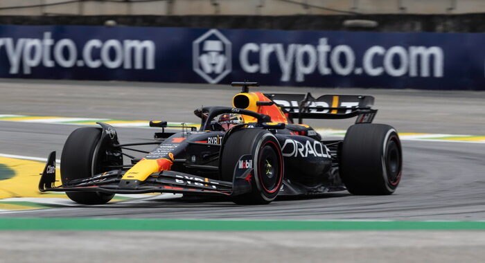F1: a Verstappen la Sprint del Gp del Brasile, 5/o Leclerc