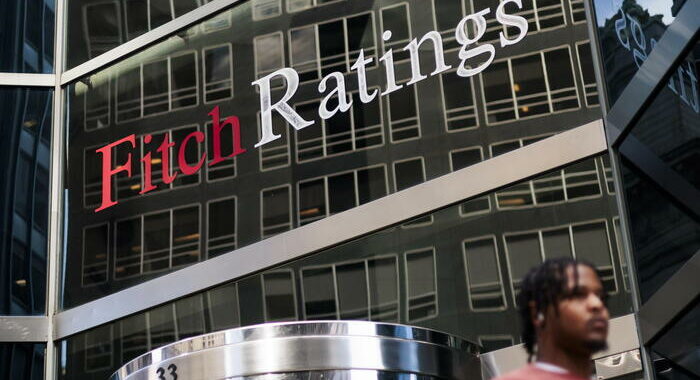 Fitch conferma rating ‘BBB’ dell’Italia, outlook stabile