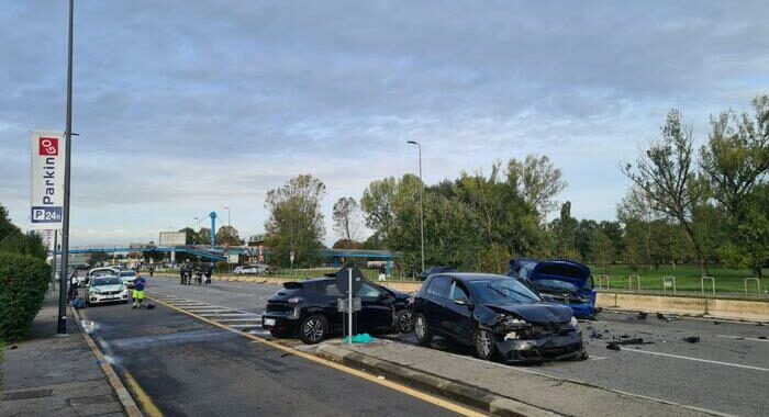 Grave incidente a Milano,12 persone coinvolte e due morti