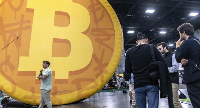 Il Bitcoin ha compiuto 15 anni