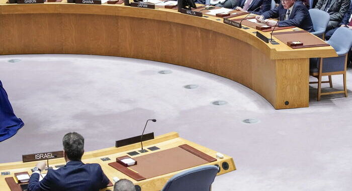 Israele respinge la risoluzione Onu sulle pause umanitarie