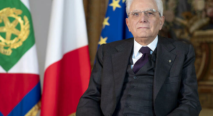 Mattarella, la sovranità nazionale di bandiera non sana problemi