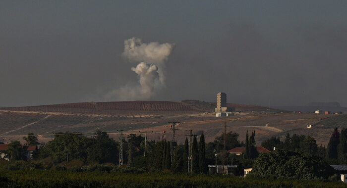 Ripetuti bombardamenti israeliani nel sud del Libano