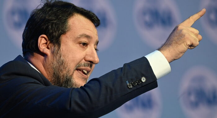 Salvini: ‘i sindacati rispettino le regole sugli scioperi’