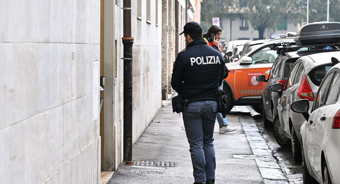 Ucciso a Firenze, ha sacchetto in testa e le mani legate