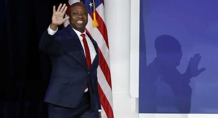 Usa 2024: senatore afroamericano Tim Scott lascia