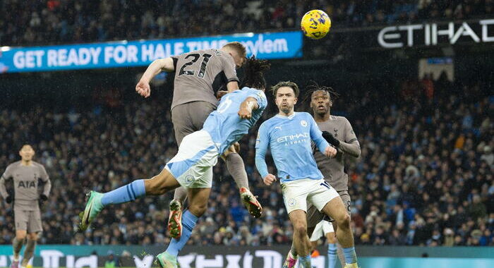 Calcio: 3-3 casalingo col Tottenham, per il City è mini crisi