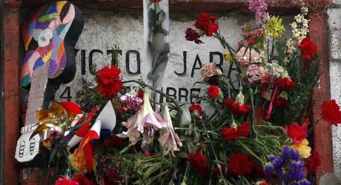 Estradato in Cile accusato dell’assassinio di Victor Jara