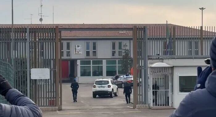 Filippo Turetta compie 22 anni nel carcere di Montorio