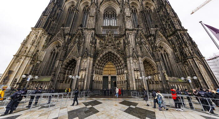 Pianificavano attentato in cattedrale Colonia, tre arresti
