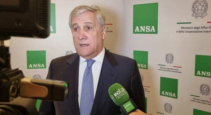 Tajani, il 22 sarò in Albania e vedrò Rama