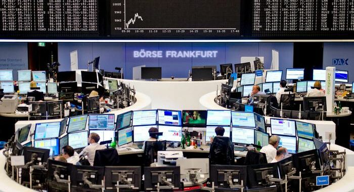 Borsa: l’Europa in rialzo in avvio del 2024