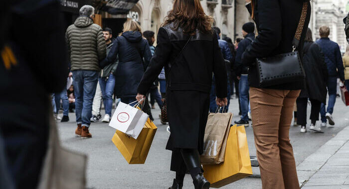 Confcommercio, Pil a gennaio -0,1%, stima 2024 poco sotto 1%