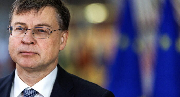 Dombrovskis, ‘Italia non è in linea con le raccomandazioni Ue’