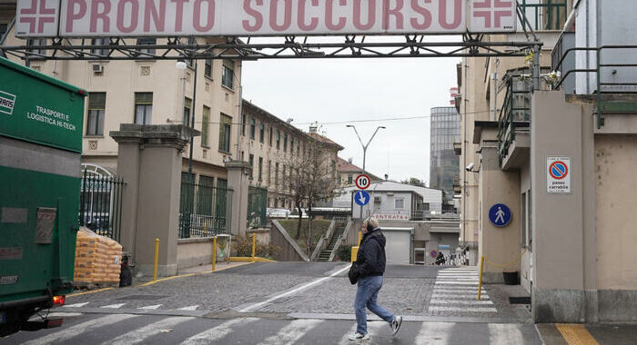 È morta la donna accoltellata dal marito a Torino