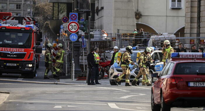 Germania: incendio in un ospedale, un morto e 6 feriti gravi