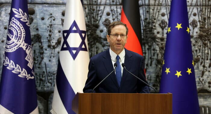 Herzog, ‘reinsediamenti da Gaza? Non è posizione Israele’