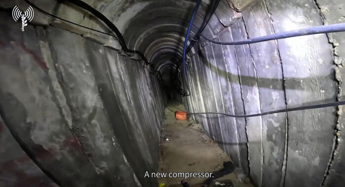 Israele, trovato tunnel dove era parte degli ostaggi