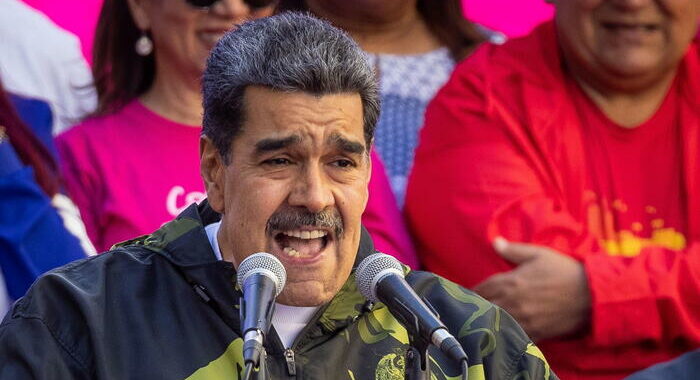 Maduro: l’intesa con l’opposizione sul voto è ferita a morte