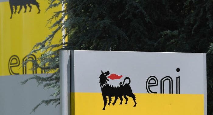 Media, governo ipotizza cessione fino al 4% di Eni