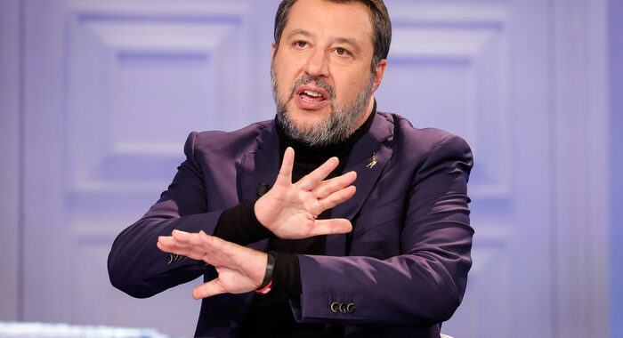 Salvini ai suoi, centrodestra unito anche in Ue senza socialisti