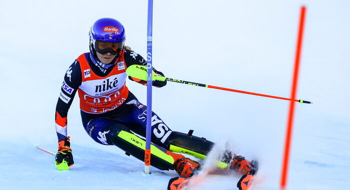 Sci: Shiffrin vince slalom Jasna ed è a quota 95, Peterlini 12/a