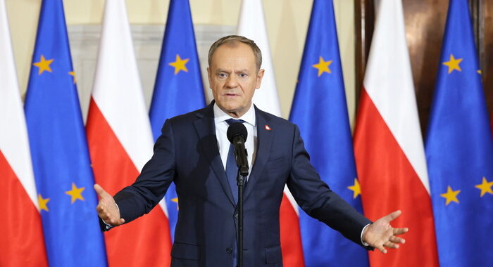 Tusk, guerra in Ucraina è una lotta tra il bene e il male