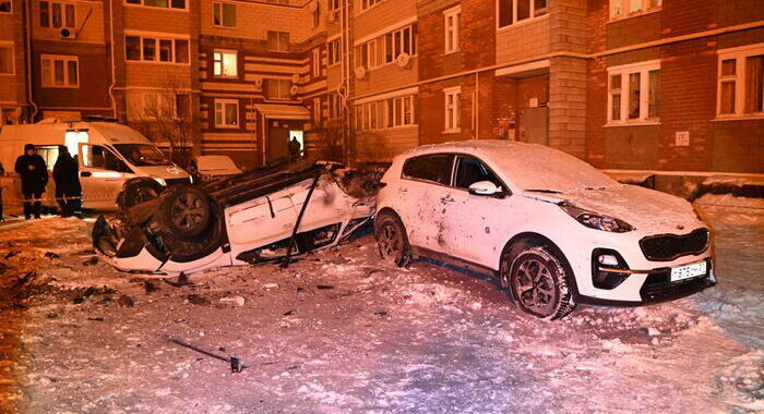 Ucraina, allarme antiaereo nella notte in cinque regioni