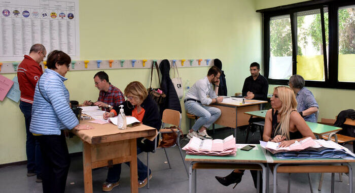 Via libera del governo al decreto per l’election day