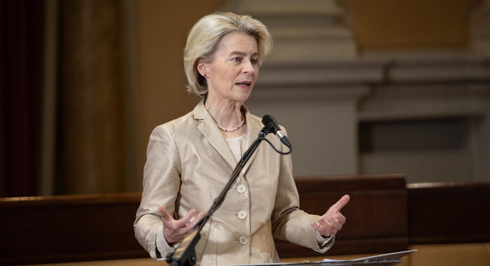 Von der Leyen, ‘a marzo nuova strategia su difesa Ue’