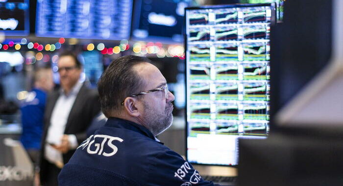 Wall Street apre in calo, Dj -0,58%, Nasdaq -0,69%