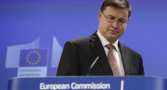 ++ Dombrovskis,su spesa per la difesa anche la Ue faccia di più