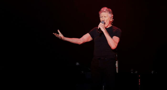 Gaza, Roger Waters: Israele compie un genocidio inconcepibile