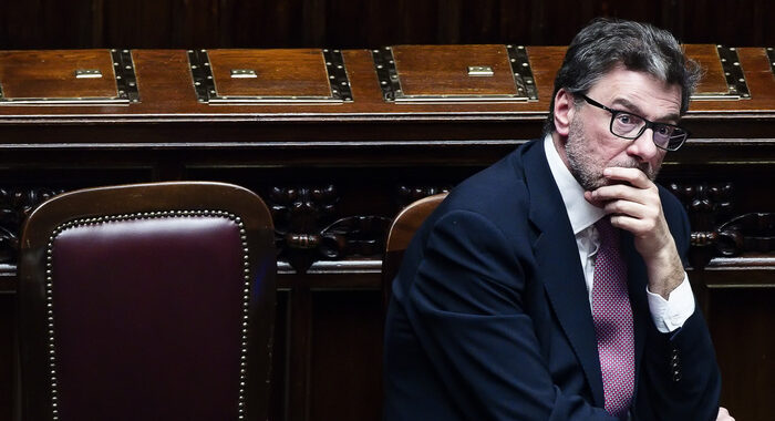 ++ Giorgetti, ‘non siamo contro l’Europa, ma cambi approccio ++