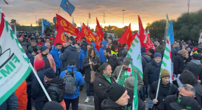 I sindacati chiedono un incontro con i commissari di Ilva As